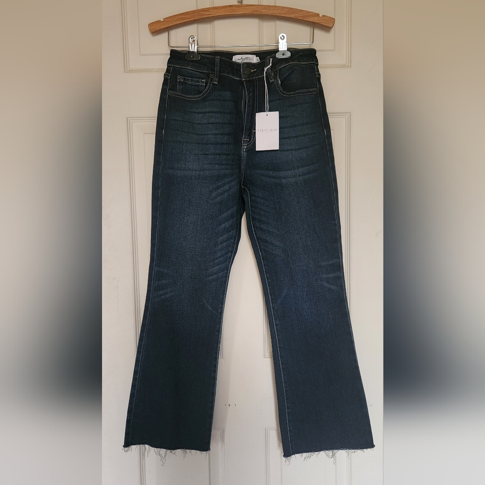 NWT Carly Jean Los Angeles Kate Cropped Flare Jeans 5